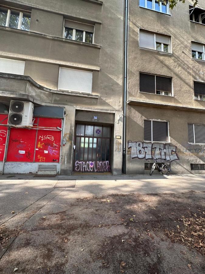 Апартаменты Studio M Загреб Экстерьер фото